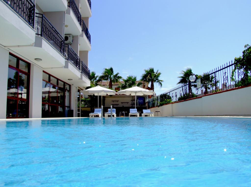 Albayrak Hotel Çeşme Exteriör bild